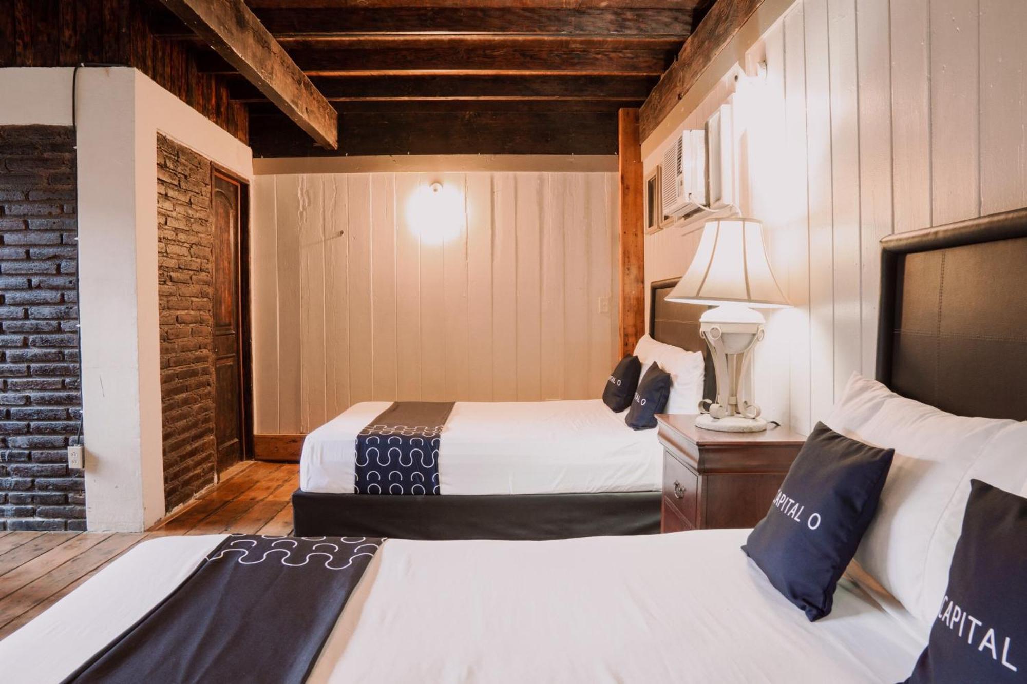 Capital O Hotel Villa Azura Tecate Εξωτερικό φωτογραφία