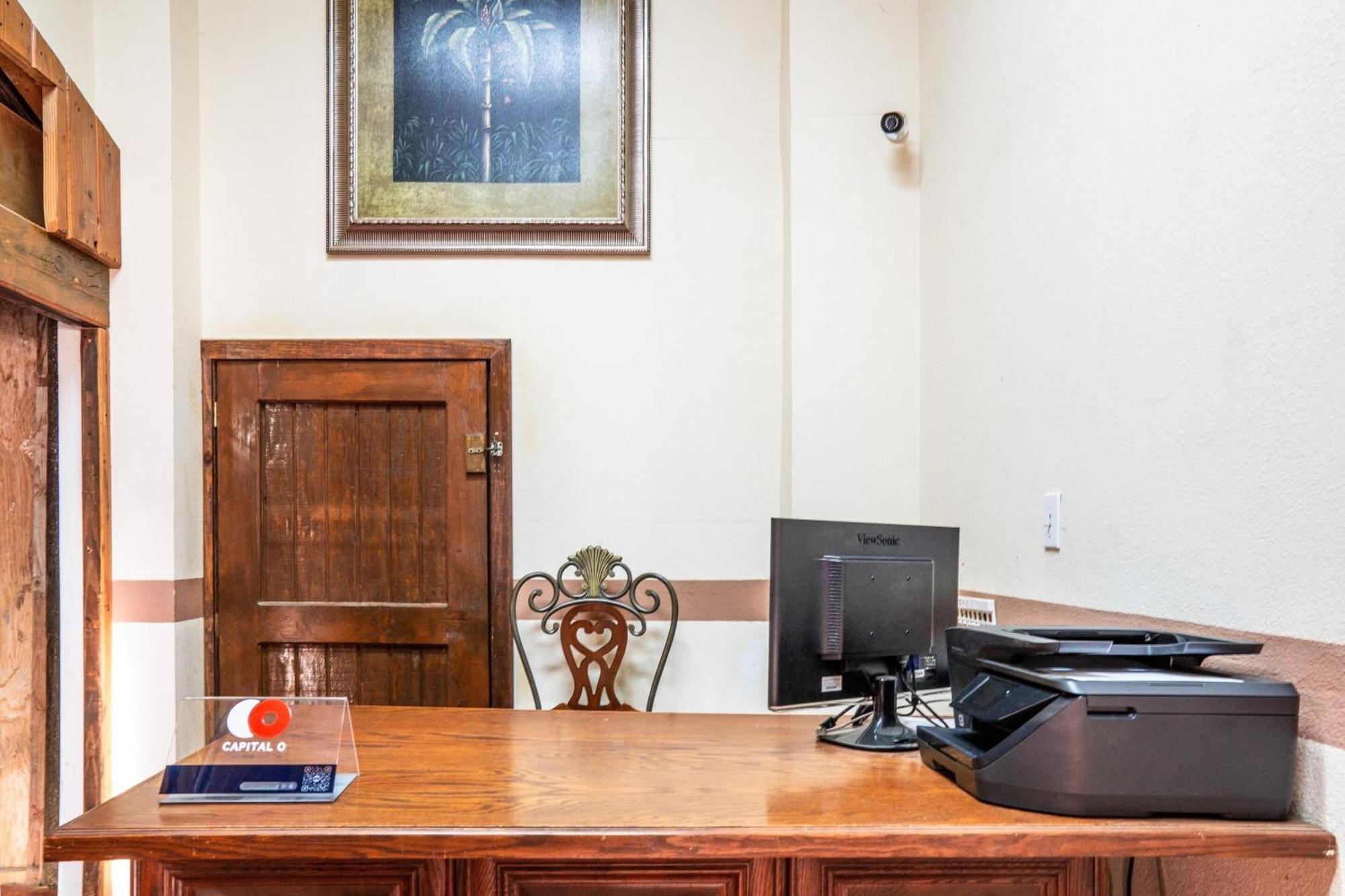 Capital O Hotel Villa Azura Tecate Εξωτερικό φωτογραφία